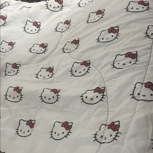 Reversible Hello Kitty White Comforter